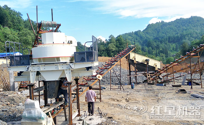 時(shí)產(chǎn)50-60噸建筑垃圾沖擊式破碎機(jī)哪里便宜？河南廠家有推薦嗎？