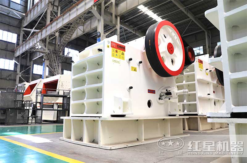 大型鐵礦石破碎機(jī)多少錢一臺？